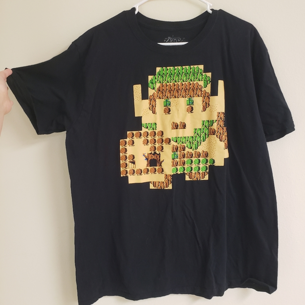 Legend of Zelda link graphic t-shirt size xl